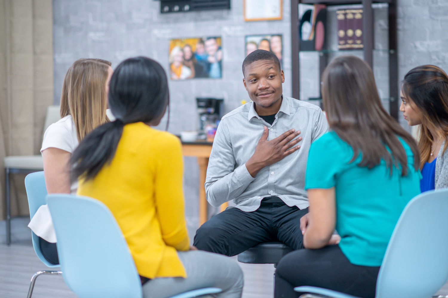 Taller de salud mental con un equipo de trabajo
